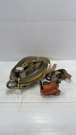 (1) 2IN RATCHET STRAP, (1) 1IN RATCHET STRAP ETC