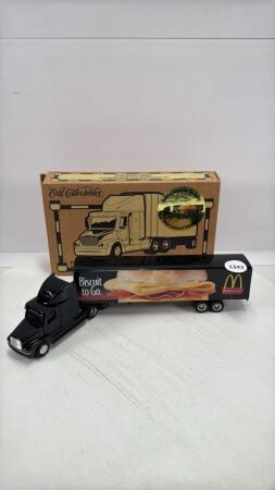MCDONALDS FREIGHTLINER SEMI