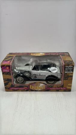 OLD AUTOS 1936 DODGE BANK