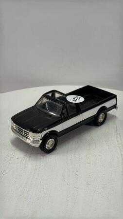 PLASTIC & STEEL TOY PICKUP TRUCK