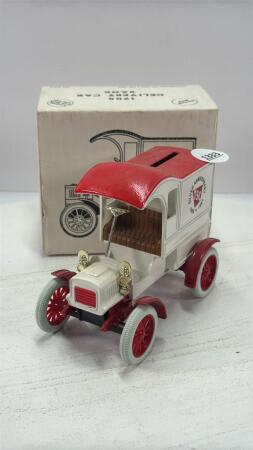 TSC 1905 DELIVERY CAR