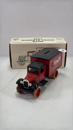 TURKEY HILL MINIT. MARKETS 1931 HAWKEYE TRUCK BANK