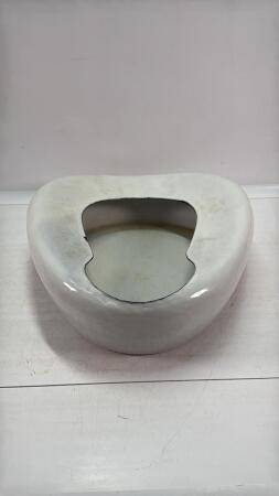 GRANITE BED PAN
