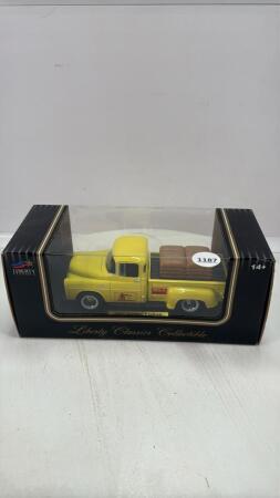 HOME HARDWARE 1957 DODGE PICKUP