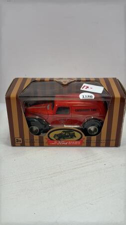 CANADIAN TIRE 40'S FORD CAMION MOTOR TRUCK