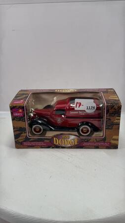 CANADIAN TIRE 1936 DODGE DELIVERY BANK