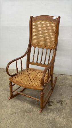 SPINDALL-BACK ROCKING CHAIR