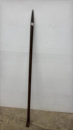 HEAVY DUTY PRY BAR
