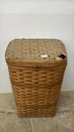 LARGE WOVEN LAUNDRY BASKET