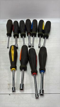 ASSORTED LOT OF 11 STANDARD NUT DRIVERS