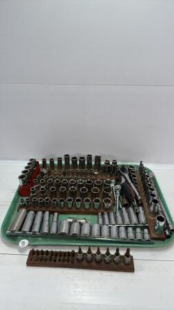 ASSORTED LOT OF SHALLOW & DEEP SOCKETS