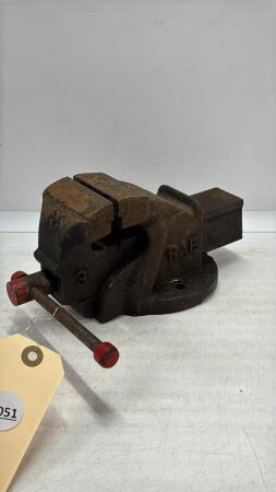 (1) 3IN RAE BENCH VISE