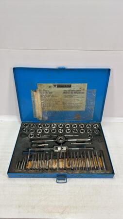 TAP & DIE SET