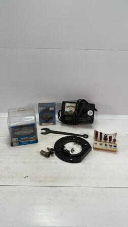 SPARK PLUG WIRE ANALYZER WITH QTY OF ROUTER BITS