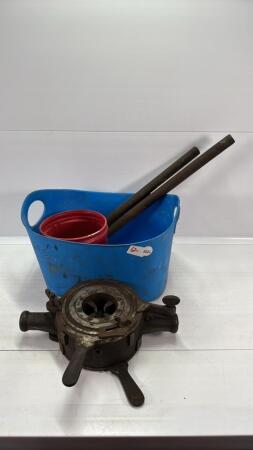 OSTER THREADING HEAD WITH DIES
