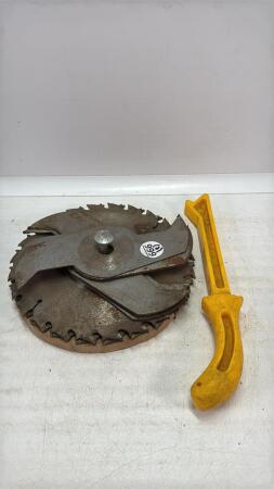 ASSORTED LOT OF SAW & DADO BLADES W/PUSHER STICK