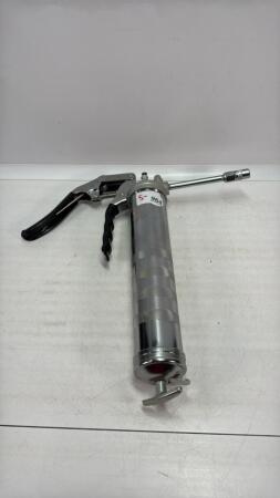 GREASE GUN