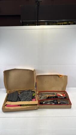 BATTERY OPERATED TIN TRAIN SET
