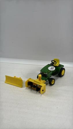JOHN DEERE 345 GARDEN TRACTOR