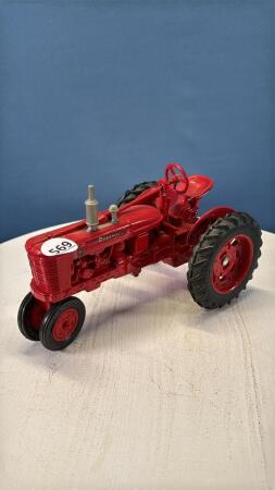 FARMALL H NF TRACTOR
