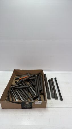 ASSORTMENT OF CHISELS