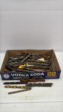 ASSORTED LOT OF DRILL BITS