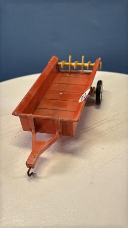 INTERNATIONAL MANURE SPREADER