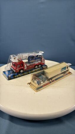 MAJORETTE 600 TRUCK & FRICTION POWERED FIRE TRUCK