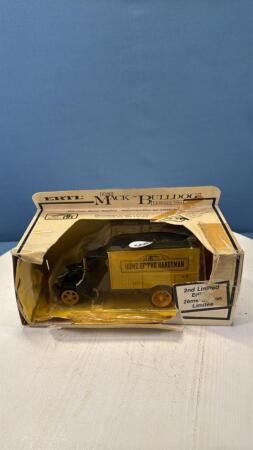 HOME HARDWARE 1926 MACK BULLDOG DELIVERY VAN