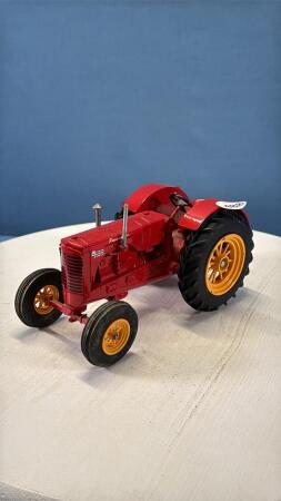 MASSEY HARRIS PACEMAKER TWIN POWER TRACTOR