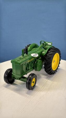 JOHN DEERE R DIESEL TRACTOR