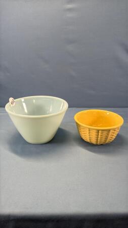 (2) BOWLS