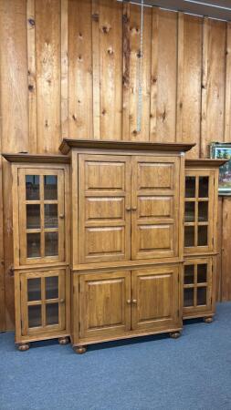 OAK 4PC ENTERTAINMENT UNIT