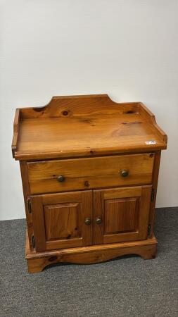 PINE NIGHT STAND