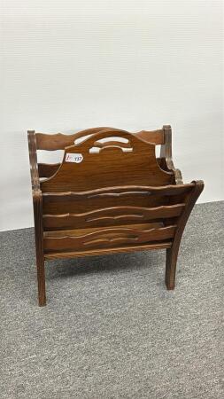 WOODEN MAGAZINE RACK