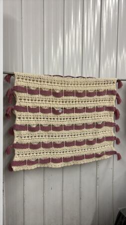MAUVE & WHITE AFGHAN WITH TASSLES