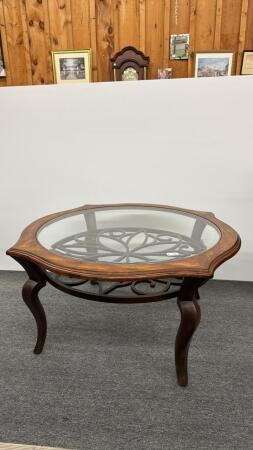 ROUND COFFEE TABLE WITH GLASS TOP