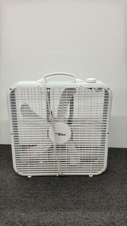 20.5IN HAWAIIAN BREEZE BOX FAN