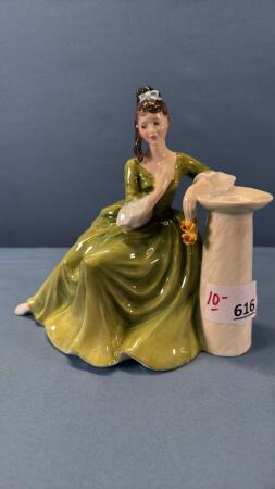 ROYAL DOULTON "SECRET THOUGHTS"