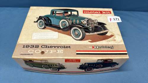 Hubley 1932 Chevrolet Metal Model Kit