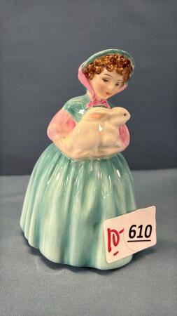 ROYAL DOULTON "BUNNY"