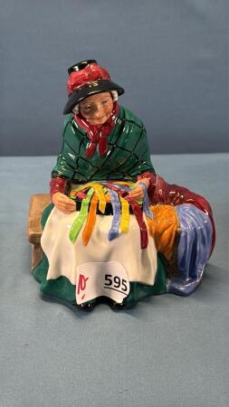ROYAL DOULTON "SILKS & RIBBONS"