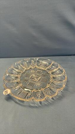 (1) GLASS DEVILED EGG DISH