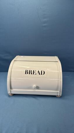 TIN BREAD BOX