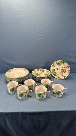CHRISTMAS DINNER WARE