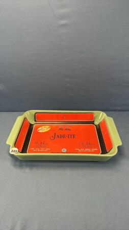 FIRE KING JADE-ITE 9IN X 13IN CAKE PAN