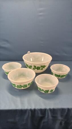 (5) MATCHING MIXING BOWLS