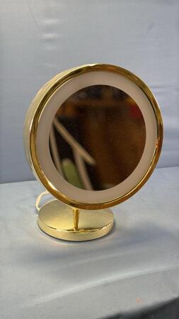 MAKEUP MIRROR WITH LIGHT