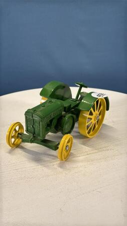 JOHN DEERE MODEL D TRACTOR