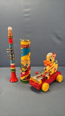 (3) TOYS